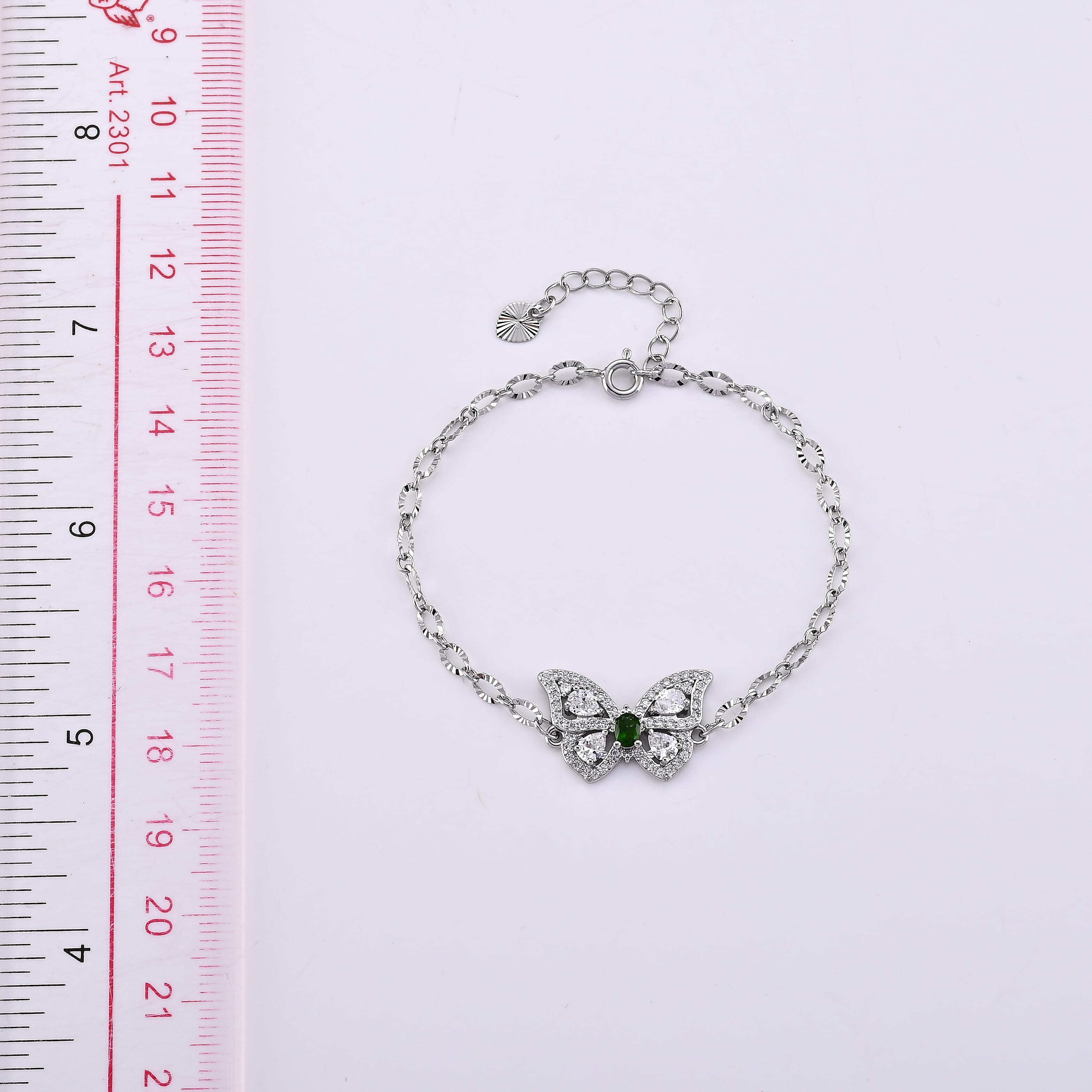 Chrome Diopside and Simulated Diamond 1.20 ctw Bracelet in Silvertone (6-7in)