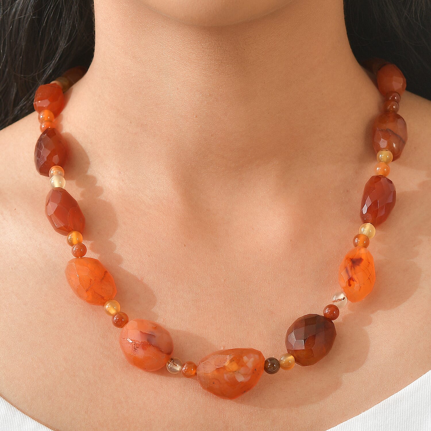 EverTrue Carnelian 410.00 ctw Tumble and Beaded Necklace (20 Inches) in Platinum Bond