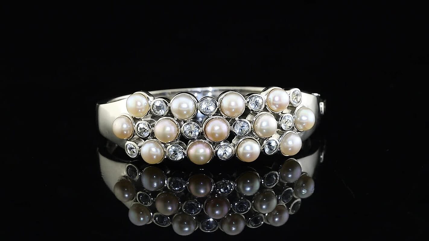 EverTrue Pink Freshwater Pearl, White Topaz Blush Pearl Whisper Bangle Bracelet in Platinum Bond (7.25 in) 3.60 ctw