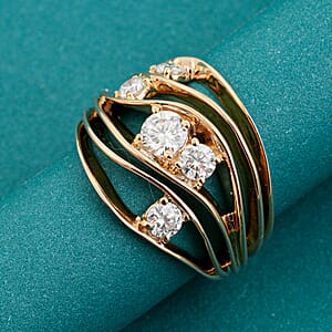 Clarte Starfall Collection Moissanite 0.85 ctw Ring in 14K Yellow Gold Over Sterling Silver (Size 6.0)