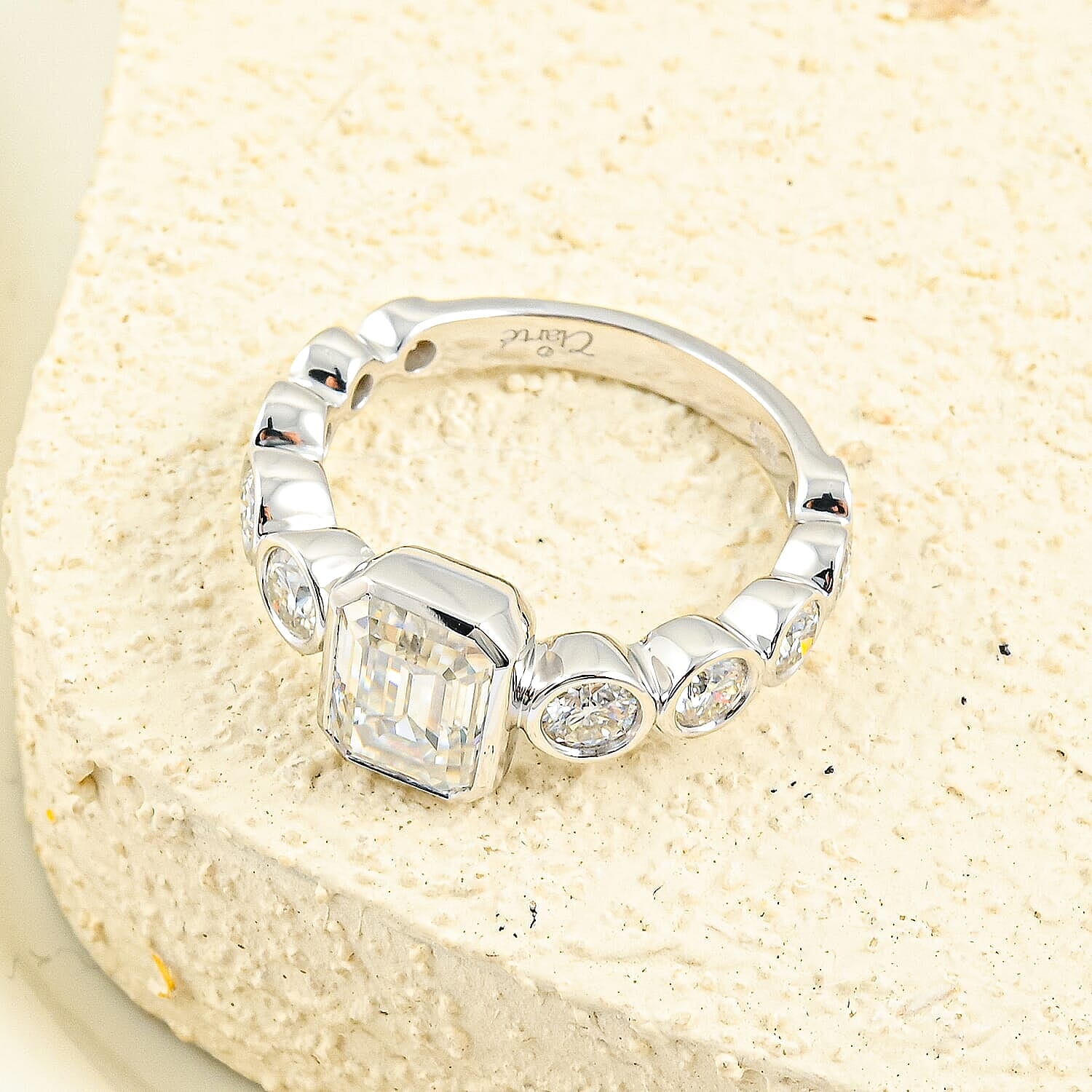 Clarte Helena Collection Moissanite 2.75 ctw Ring in Sterling Silver (Size 6.0)