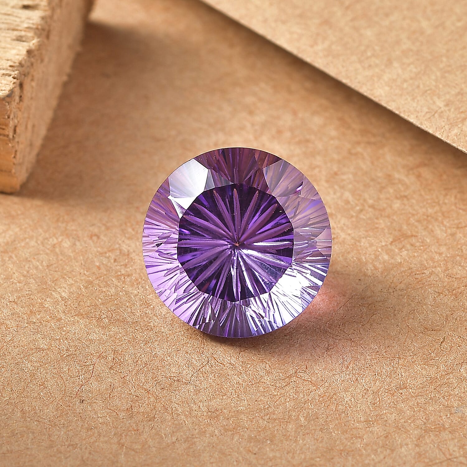 African Amethyst Carved (Rnd 14.25 mm) 9.90 ctw