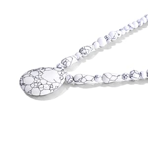 White Howlite 230.00 ctw Necklace in Stainless Steel (18-20 Inches)
