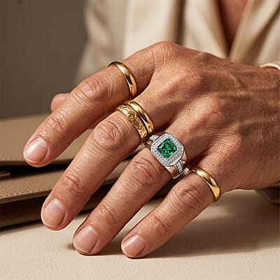 Luxuriant Lab Grown Green and White Diamond (SI) 1.35 ctw Men's Ring in Rhodium Over Sterling Silver (Size 11.0)