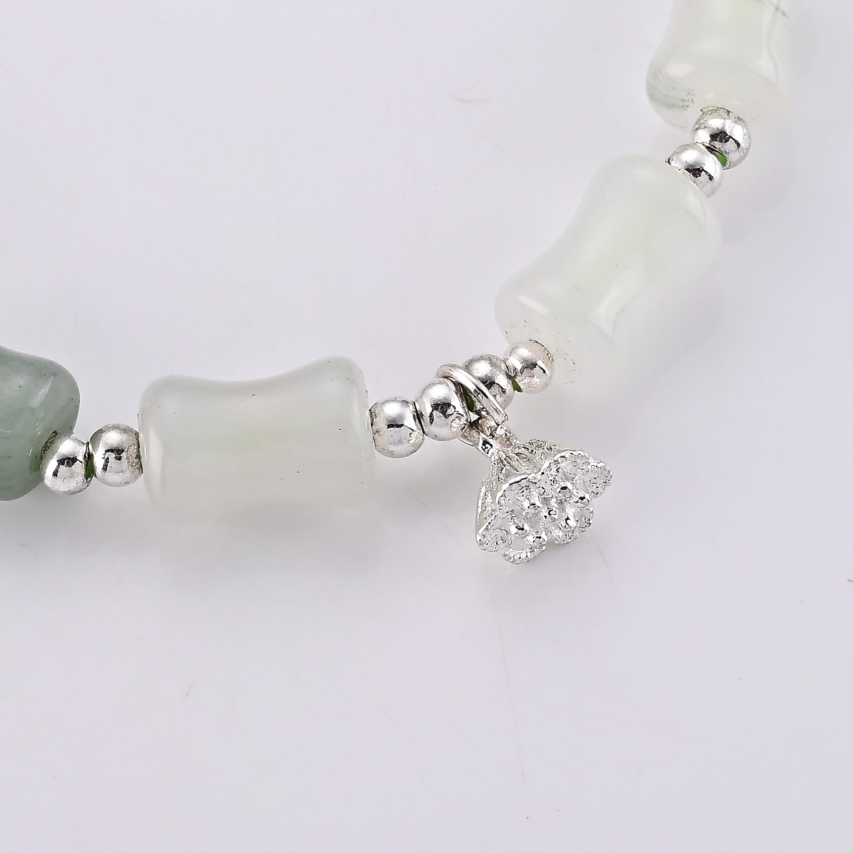Serpentine 67.00 ctw Bracelet in Silvertone (6.5-7In)