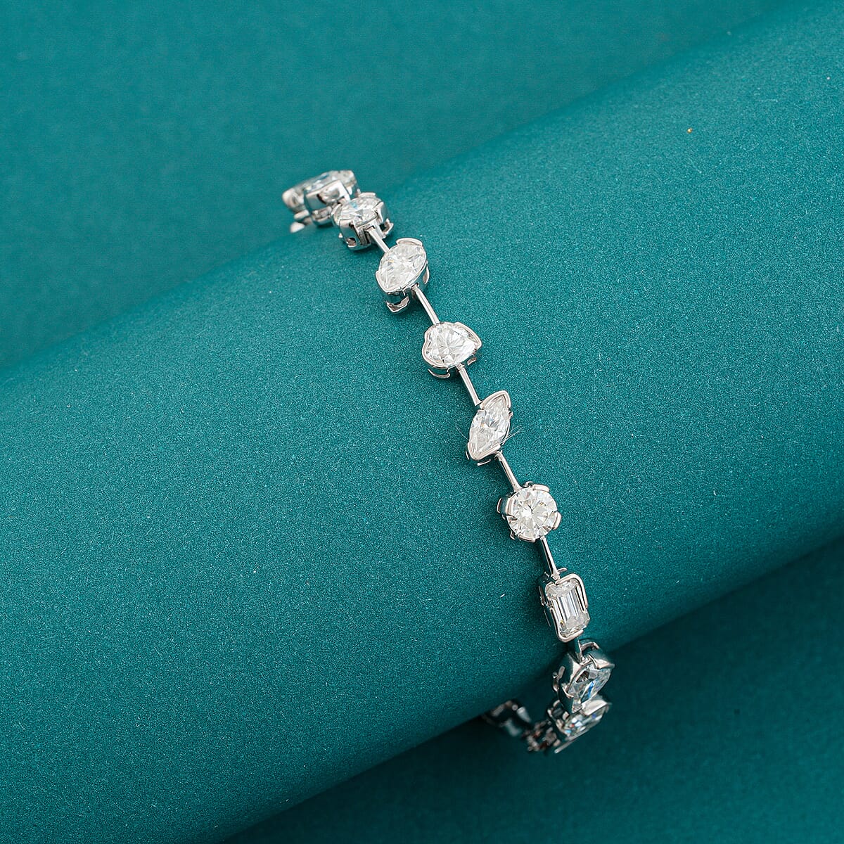 Clarte Stella Nova Collection Moissanite 3.60 ctw Bracelet in Sterling Silver (7.00-10.0In) image number 1