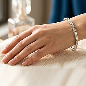 Moissanite 15.50 ctw Tennis Bracelet in Sterling Silver (7.25 In)
