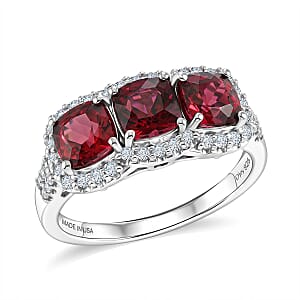 D'Joy Premium Usambara Color Change Garnet and Moissanite 3.60 ctw Ring in Rhodium Over Sterling Silver (Size 10.0)