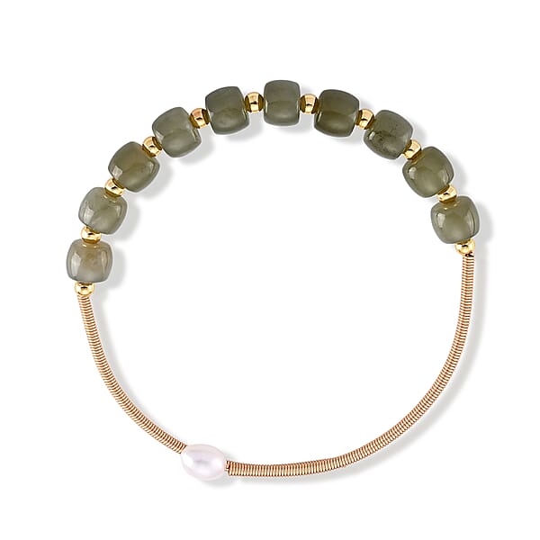 Nephrite and Freshwater Cultured Pearl 20.00 ctw Cuff Beaded Bracelet in Goldtone (Adjustable)
