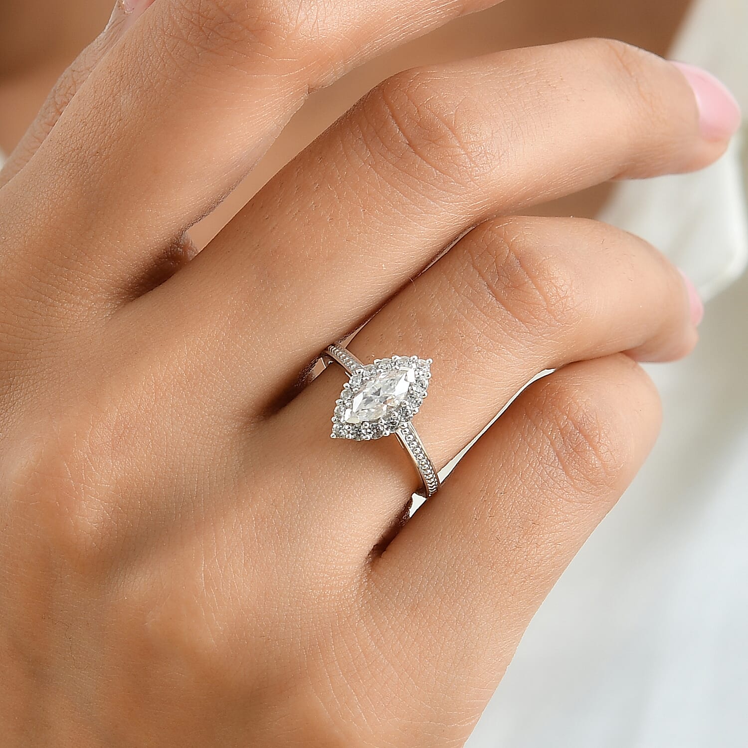 D'Joy Moissanite and White Zircon 1.00 ctw Ring in Rhodium Over Sterling Silver (Size 6.0)