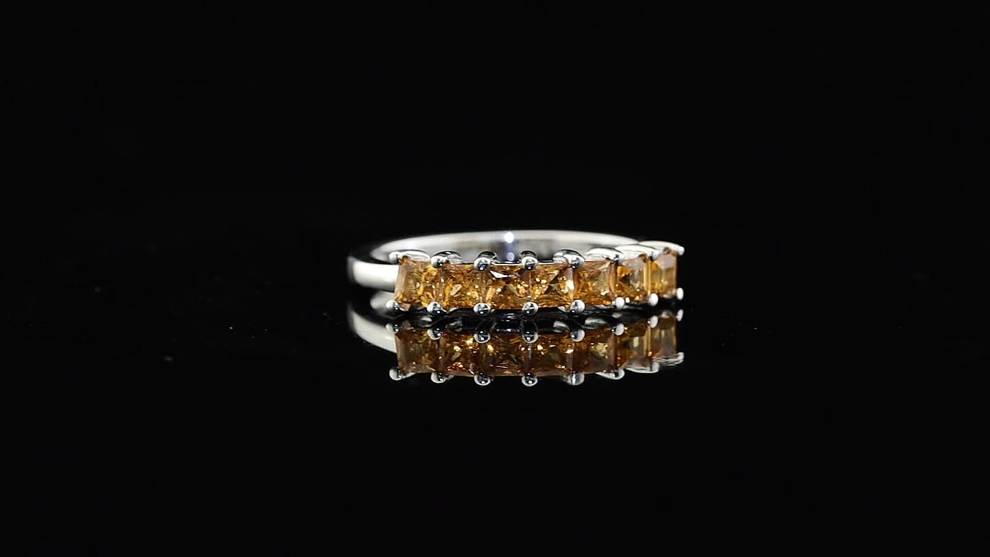 D''Joy Ceylon Hessonite Garnet Band Ring in Rhodium Over Sterling Silver (Size 6.0) 0.90 ctw