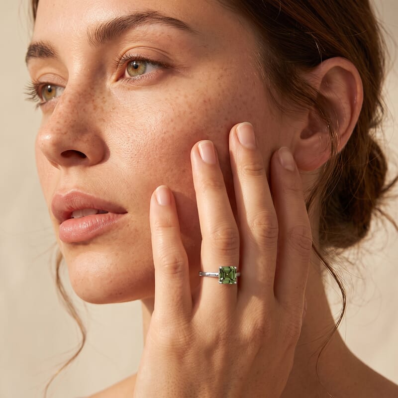 SGL Certified Luxuriant Lab Grown Green Diamond (IR) VS 2.00 ctw Ring in 10K White Gold (Size 5.0)