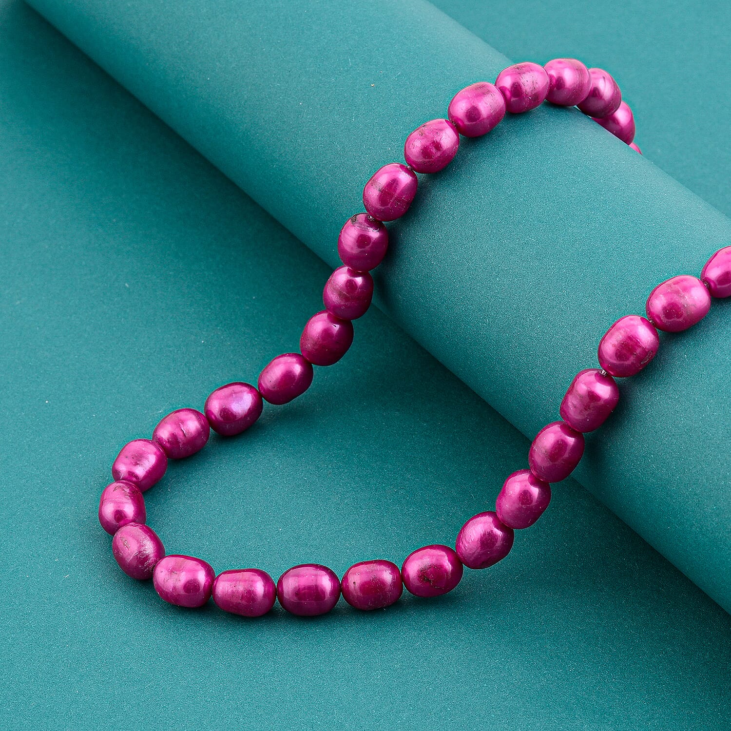 GCS Dyed Pink Fresh Water Pearl Round 8mm Strand (16 Inches)