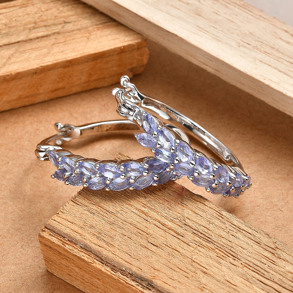 EverTrue Tanzanite 2.50 ctw Royal Leaf Sparkle Hoop Earrings in Platinum Bond image number 1