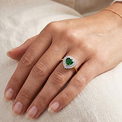 D'Joy Chrome Diopside and Moissanite 1.10 ctw Royal Heart Ring in 18K Vermeil Yellow Gold Over Sterling Silver (Size 6.0)