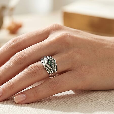 Green Diamond / 6 - Product card gallery slide 2 (10246238765369)