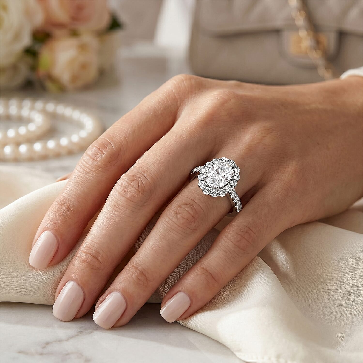 Luxuriant Lab Grown Diamond VS2 3.00 ctw Halo Ring in 14K White Gold (Size 5.0) 6.0 Grams