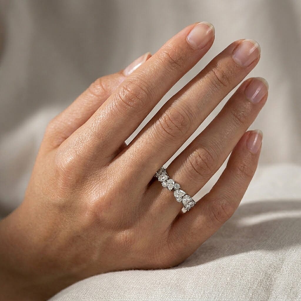 Luxuriant Lab Grown Diamond SI1 1.40 ctw Ring in Sterling Silver (Size 9.0)