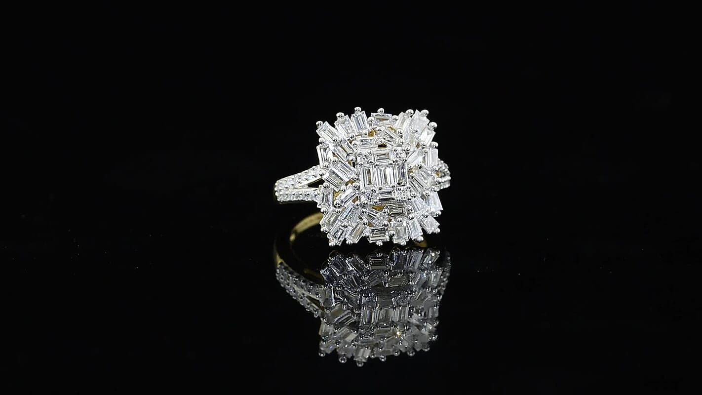 Luxuriant Lab Grown Diamond (G-H, SI) Ring in 18K Vermeil Yellow Gold Over Sterling Silver (Size 5) 1.50 ctw