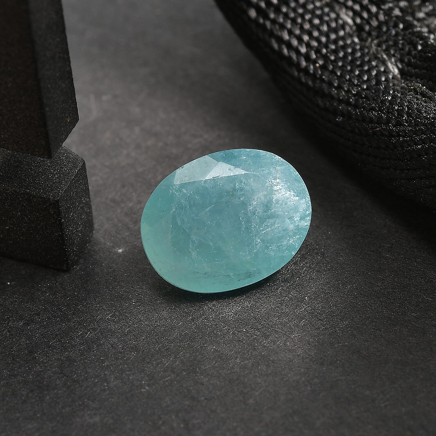 Grandidierite (Ovl 10x8 mm) 2.30 ctw