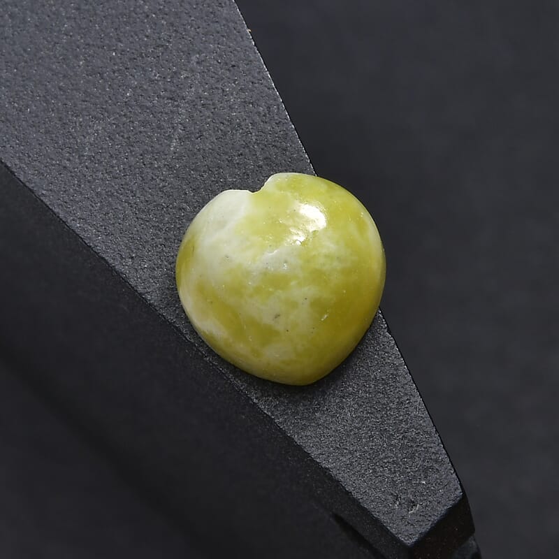 Connemara Marble (Hrt 9 mm) 2.60 ctw