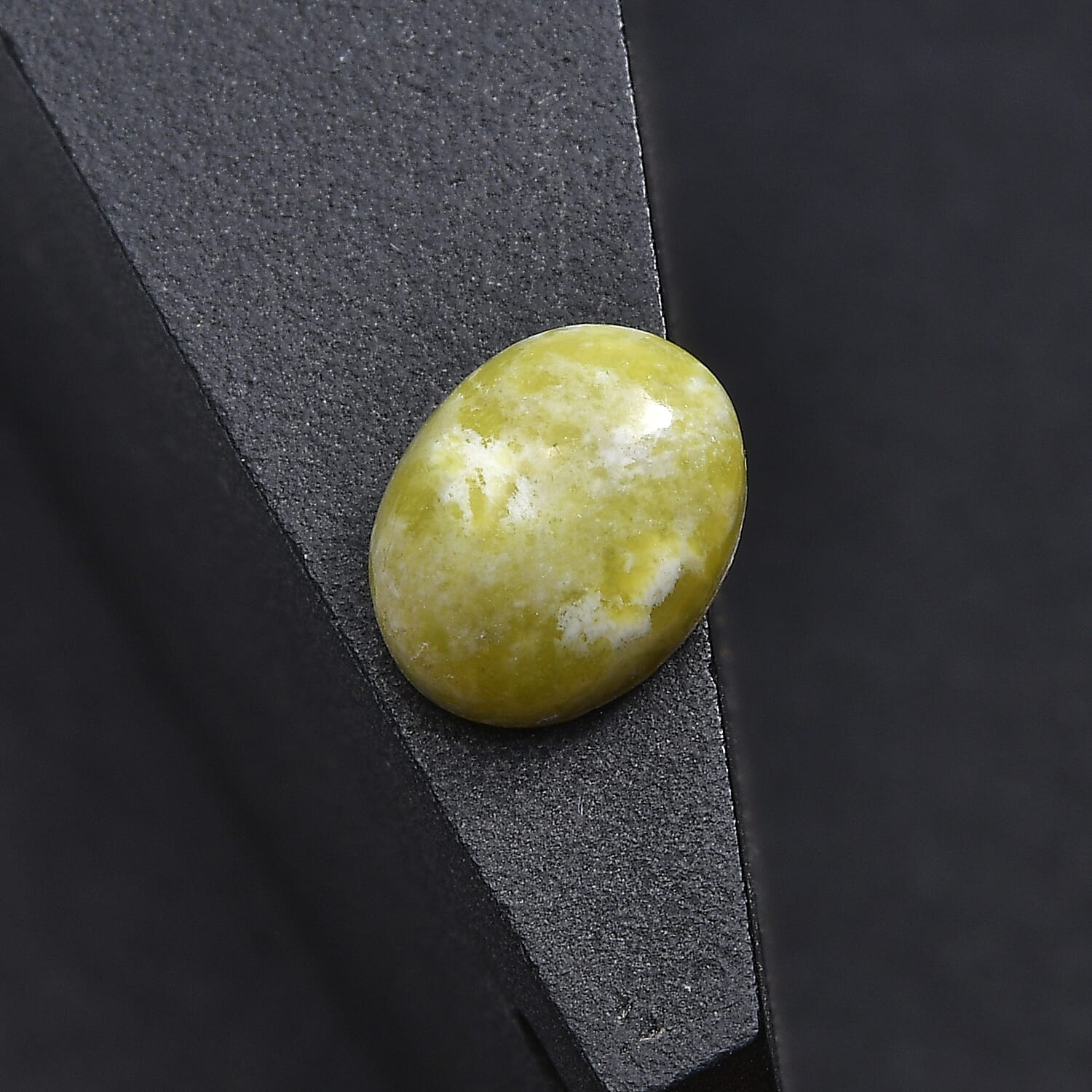 AA Connemara Marble (Ovl 9x7 mm) 1.54 ctw