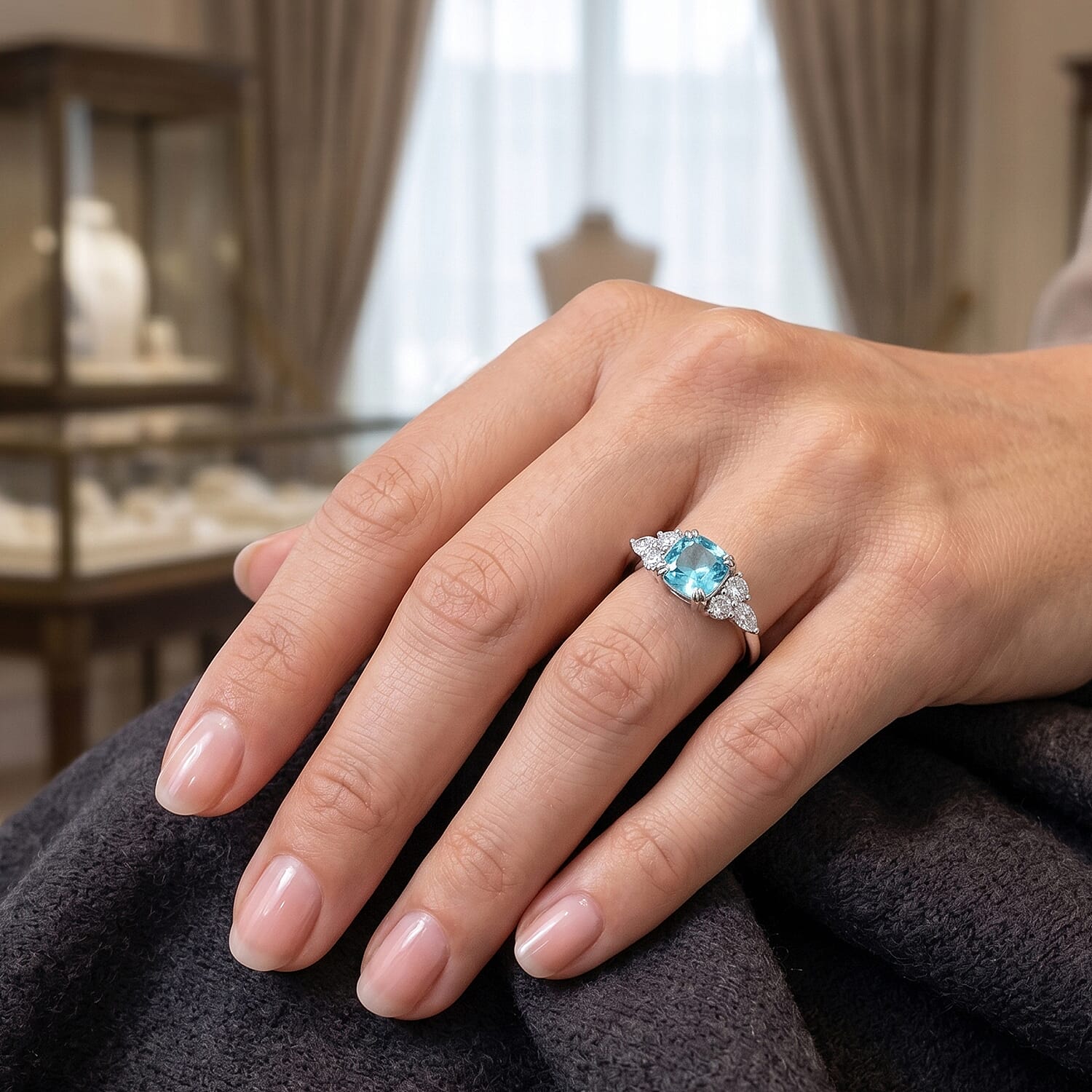 Lab Grown Paraiba Sapphire and Lab Grown Diamond SI1 0.95 ctw Ring in Sterling Silver (Size 6.0)