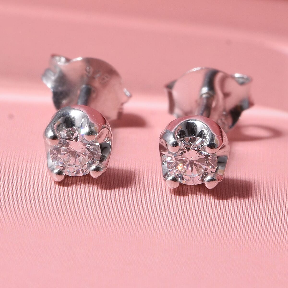 Luxuriant Lab Grown Diamond (G-H, SI) Stud Earrings in Rhodium Over Sterling Silver 0.20 ctw image number 1