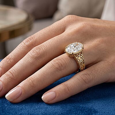 IGI Certified Luxuriant Lab Grown Diamond G VS 5.00 ctw Solitaire Ring in 14K Yellow Gold (Size 7.0)