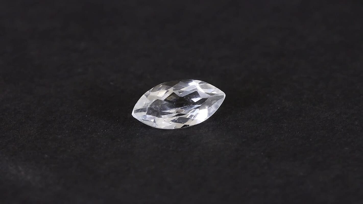 White Topaz (Mrq 10x5 mm) 1.12 ctw