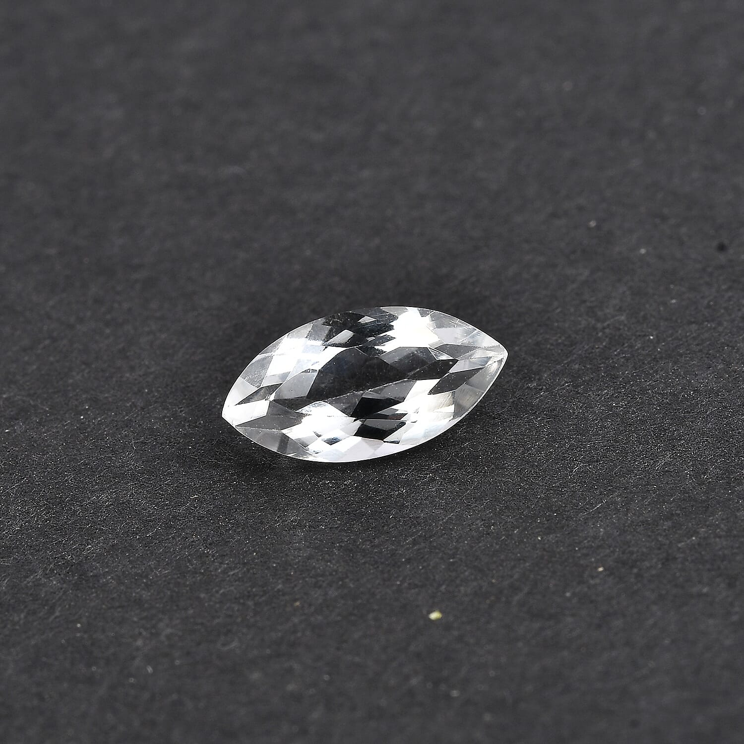 White Topaz (Mrq 10x5 mm) 1.12 ctw