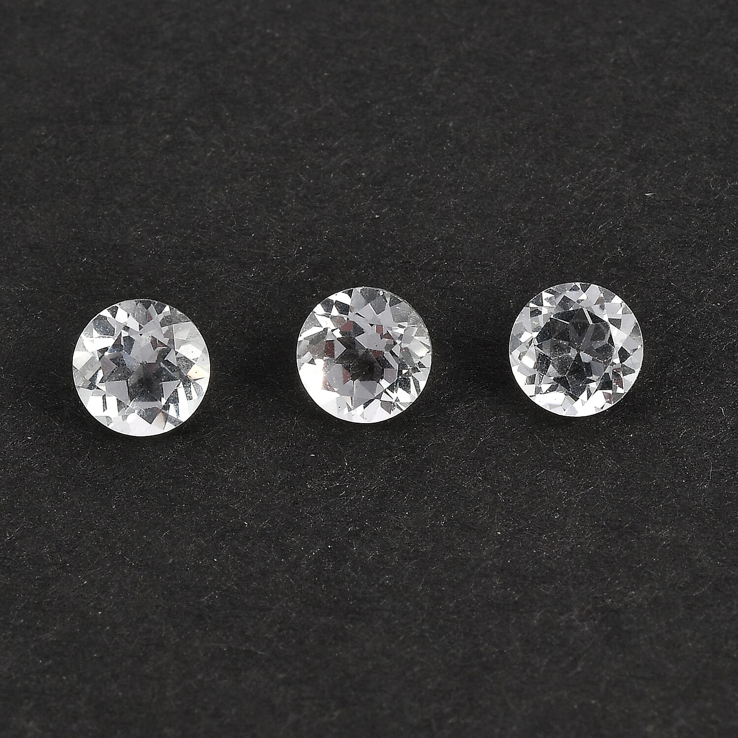 White Topaz (Rnd 4.5 mm) 1.21 ctw