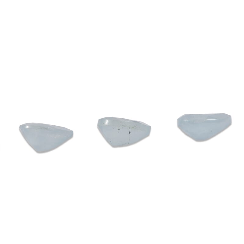 Milky Aquamarine (Pear 7x5 mm) 1.86 ctw