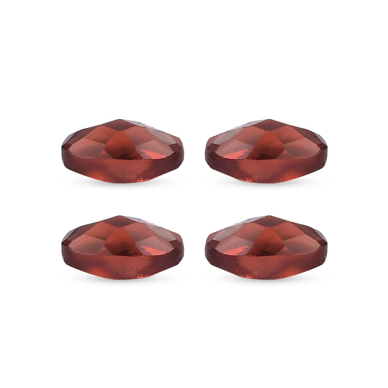 Mozambique Garnet (Ovl 5x3 mm) 1.12 ctw