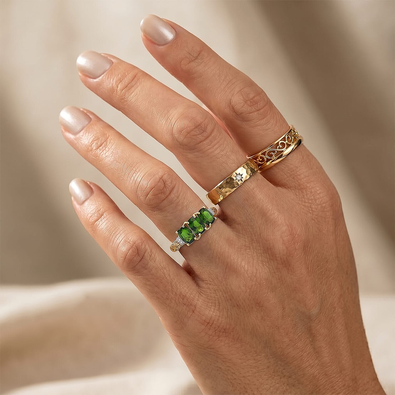 Premium Chrome Diopside and Diamond I2 1.80 ctw Mirage Ring in 10K Yellow Gold (Size  5.0)