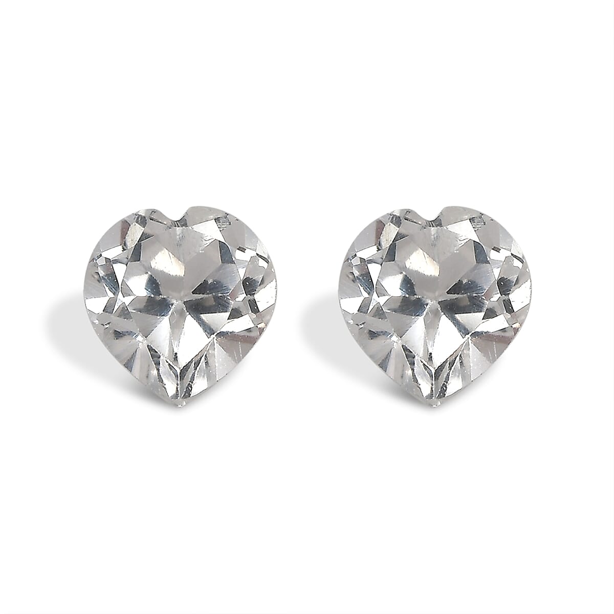 White Topaz (Hrt 4.5 mm) 0.74 ctw