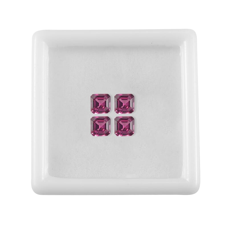 AAA Rhodolite Garnet (Oct 5x5 mm) 2.78 ctw