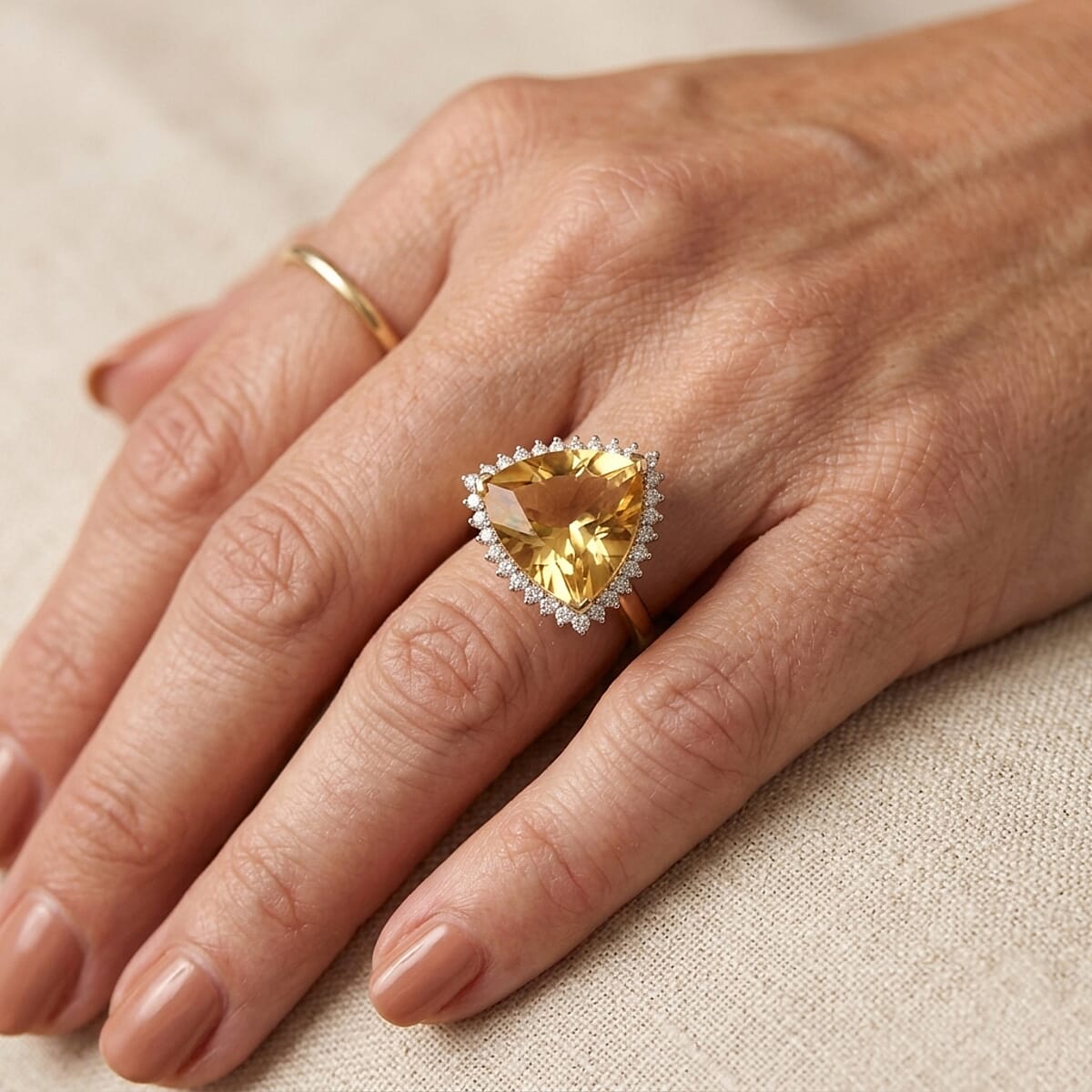D'Joy Yellow Labradorite, Moissanite Ring in 18K Vermeil YG Over Sterling Silver (Size 6.0) 8.15 ctw image number 2