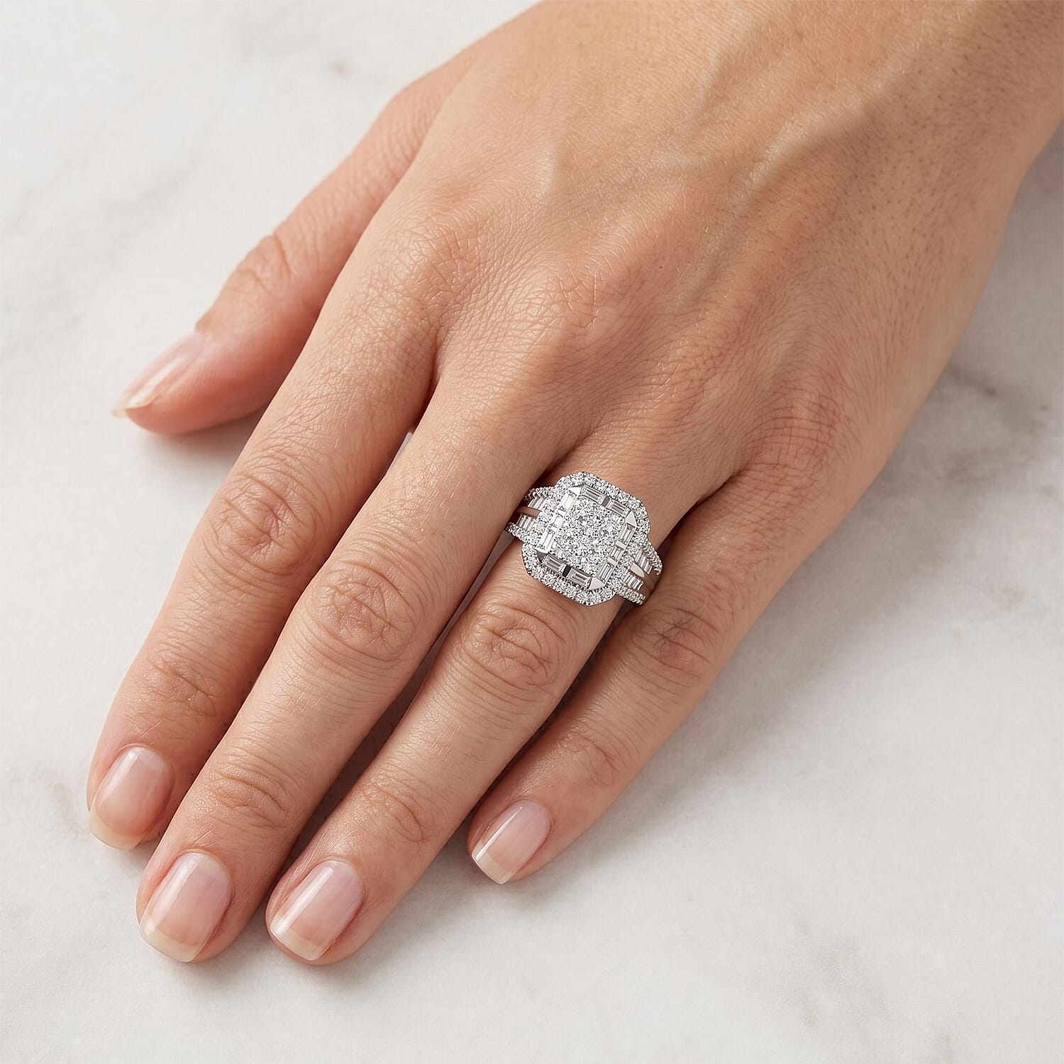 Luxuriant Lab Grown Diamond (G-H, SI) Ring in Rhodium Over Sterling Silver (Size 7)