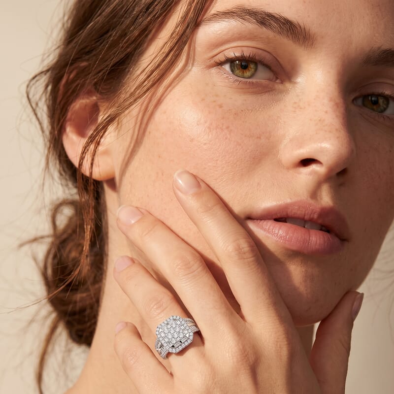 Luxuriant Lab Grown Diamond G-H SI 1.00 ctw Architects of Light Ring in Rhodium Over Sterling Silver (Size 8.0)