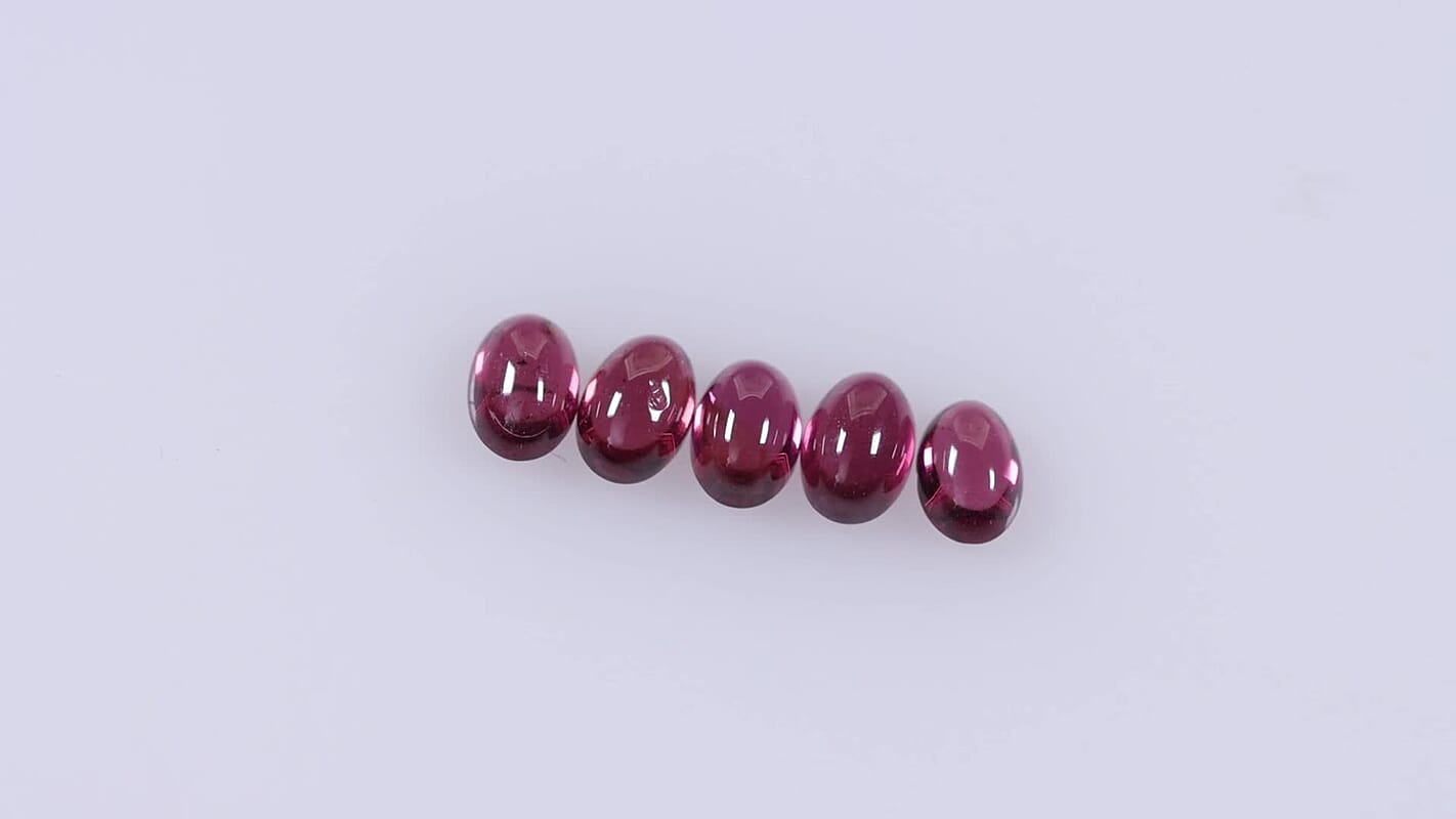 Rhodolite Garnet (Ovl 5x3.5 mm) 2.10 ctw