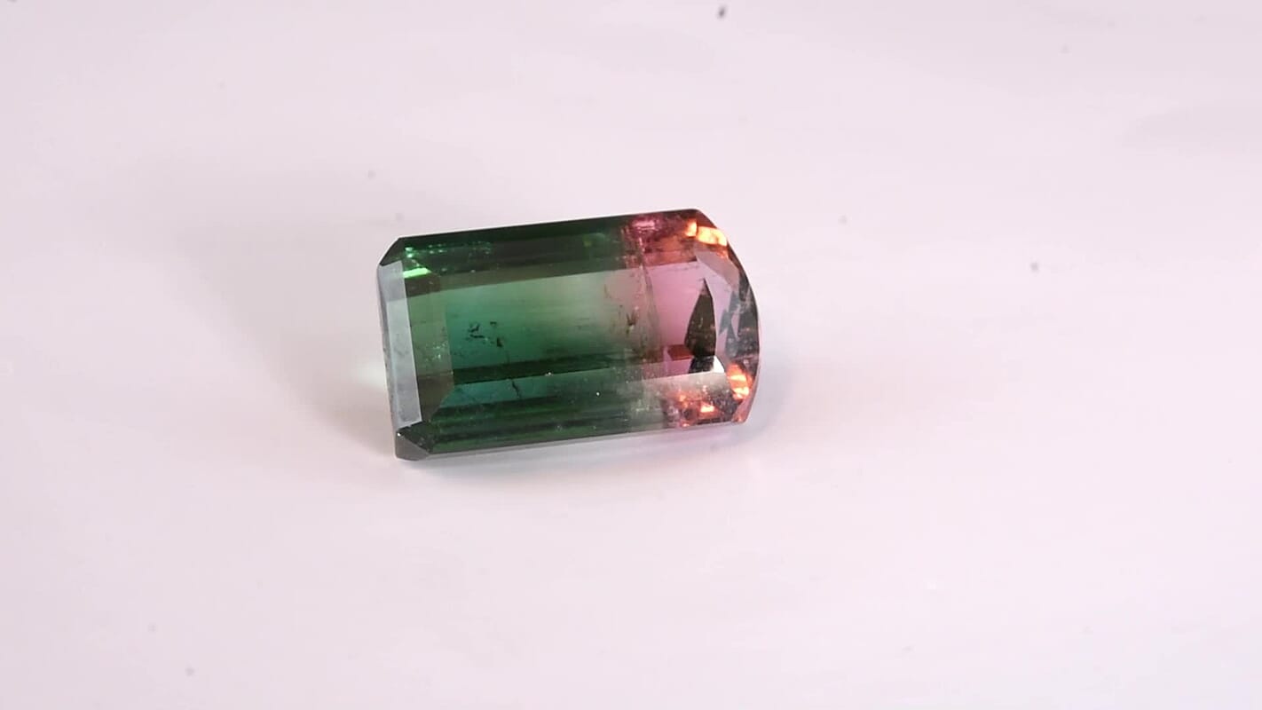 AAA Bi Color Tourmaline (Oct 13.68x8.25 mm) (Del. In 10-12 Days) 7.67 ctw