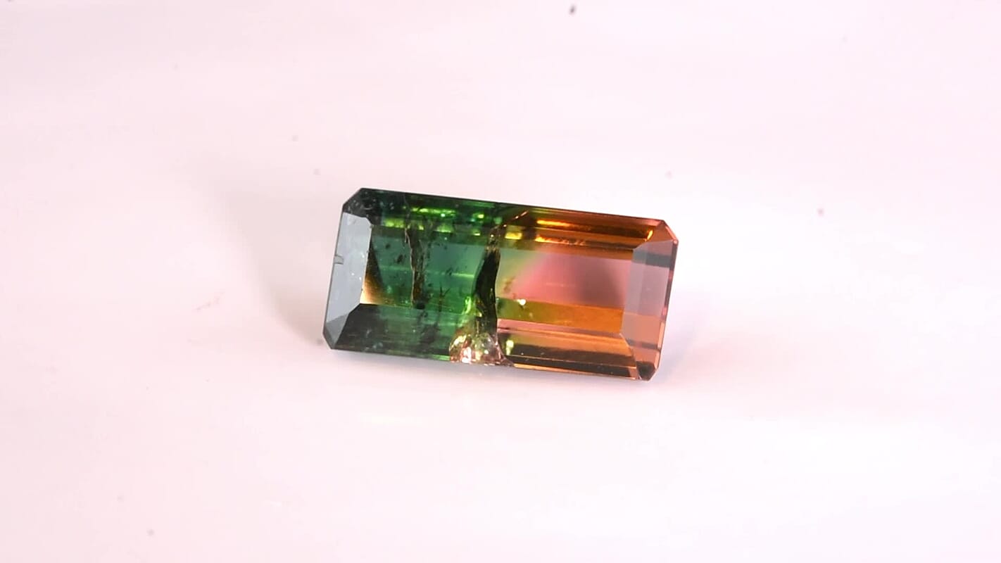 AAA Bi Color Tourmaline (Oct 15.73x7.87 mm) (Del. In 10-12 Days) 7.03 ctw