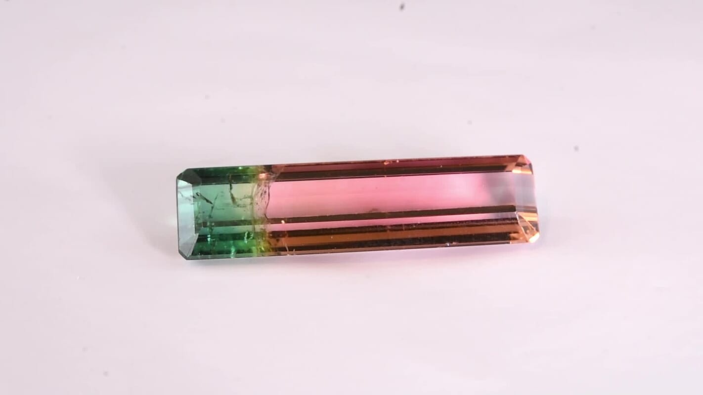 AAA Bi Color Tourmaline (Oct 23.60x6.39 mm) (Del. In 10-12 Days) 6.63 ctw