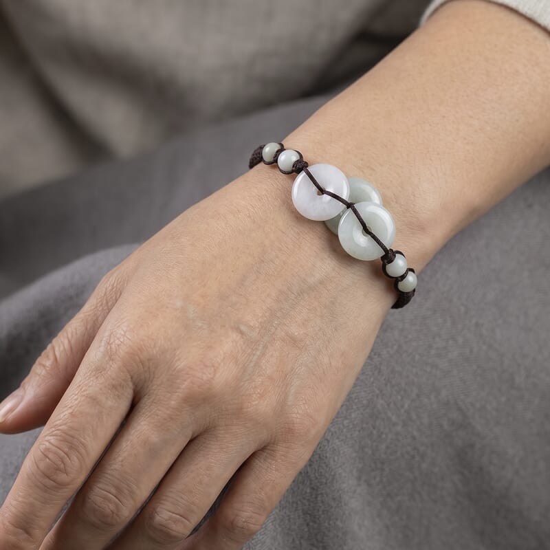 Natural Jade 25.00 ctw Beaded and Disc Adjustable Bracelet in Silvertone