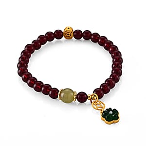 Red Garnet and Green Jade 85.00 ctw Beaded Bracelet in Goldtone (6.5-7In)