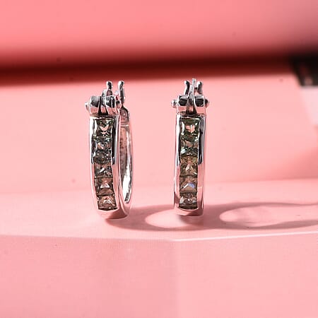 Green Sapphire - Product card gallery slide 2 (10226792169785)