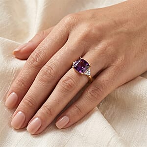D'Joy Lab Grown Color Change Sapphire and Moissanite 5.50 ctw Ring in 18K Vermeil Yellow Gold Over Sterling Silver (Size 8.5)