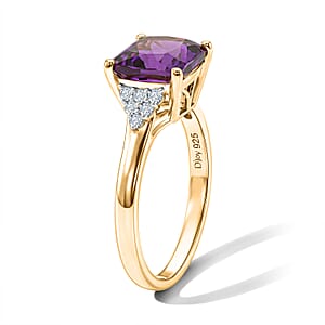 D'Joy Lab Grown Color Change Sapphire and Moissanite 5.50 ctw Ring in 18K Vermeil Yellow Gold Over Sterling Silver (Size 8.5)