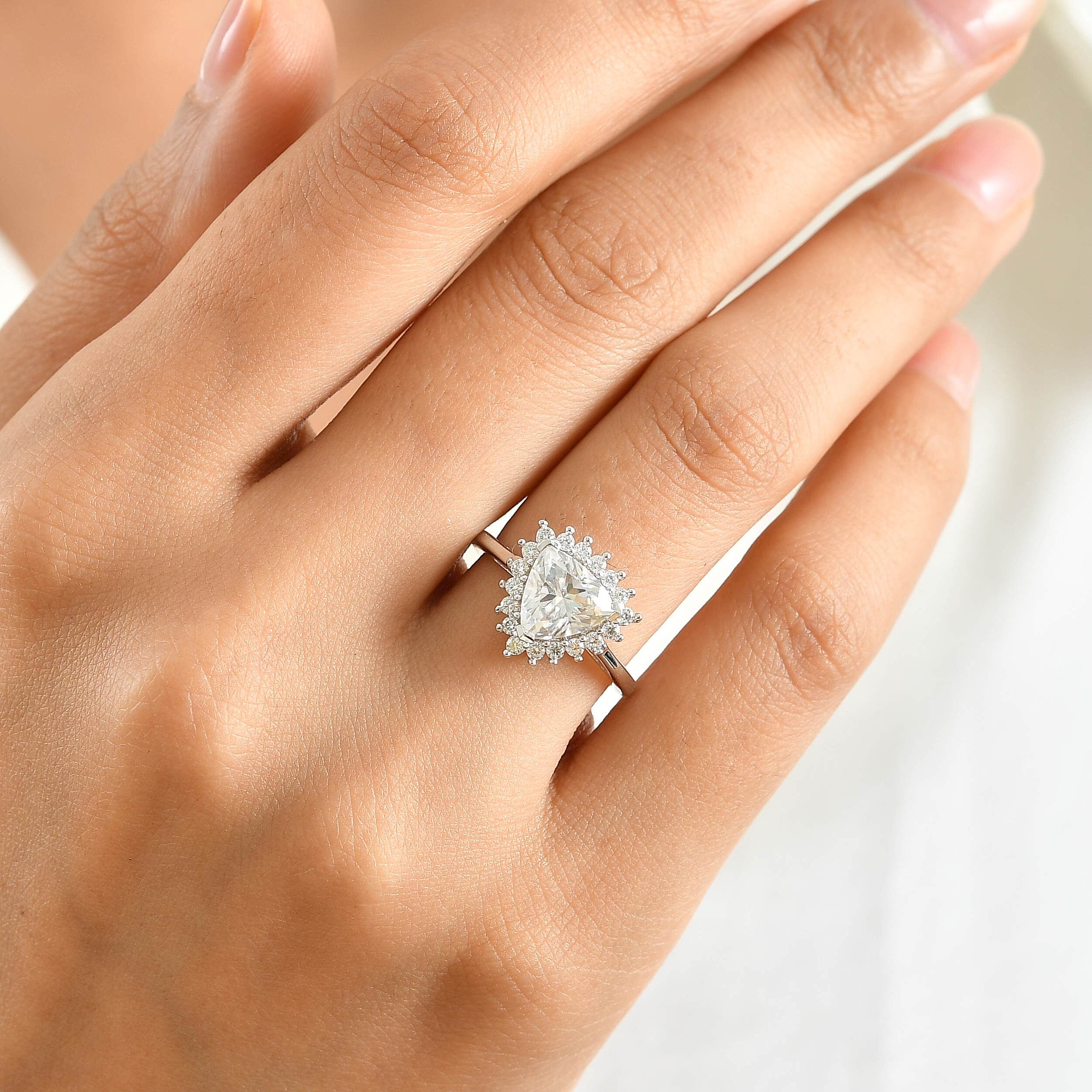 EverTrue Moissanite 2.00 ctw Ring in Platinum Bond (Size 5.0)